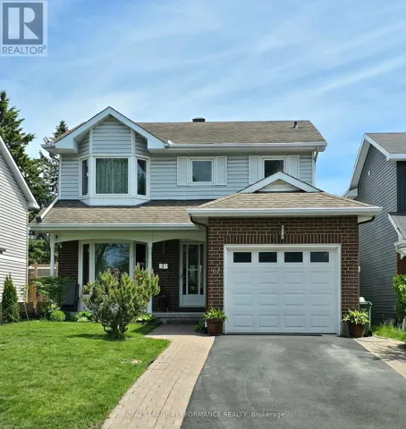 61 HAWLEY CRESCENT, Ottawa, Ontario K2M1T4