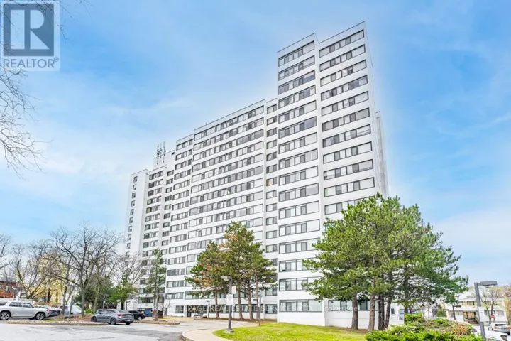 706 - 3000 BATHURST STREET, Toronto (Englemount-Lawrence), Ontario M6B3B4