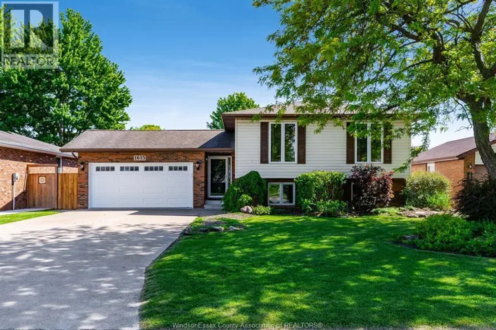 1615 ELMWOOD AVENUE, Lakeshore, Ontario N9C1Y6