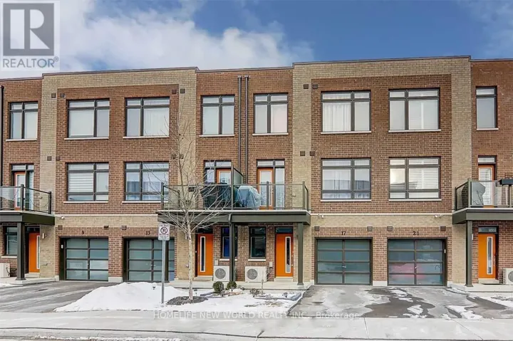 17 TAUTON STREET, Vaughan (Vaughan Grove), Ontario L4L0M2