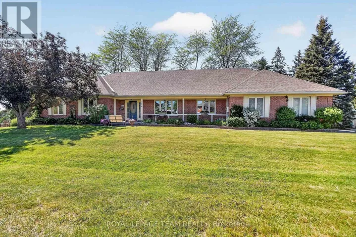 2456 GARMIL CRESCENT, Ottawa, Ontario K0A2T0
