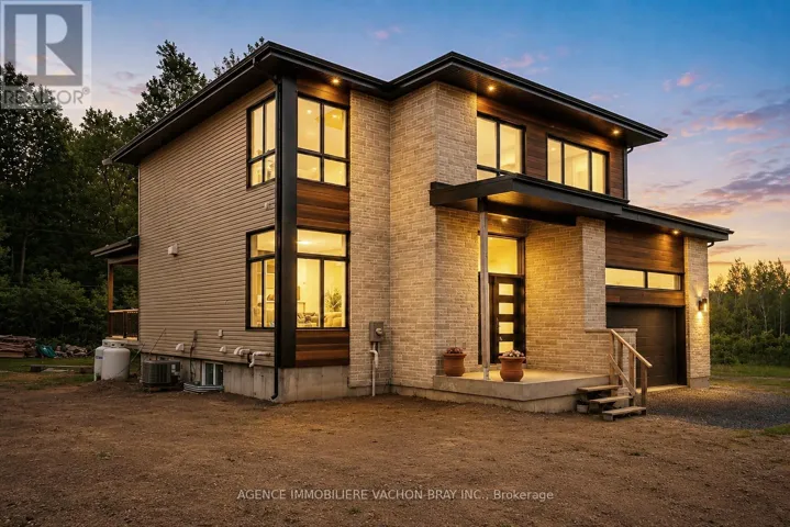 3814 LAKESIDE DRIVE, South Glengarry, Ontario K0C1Z0