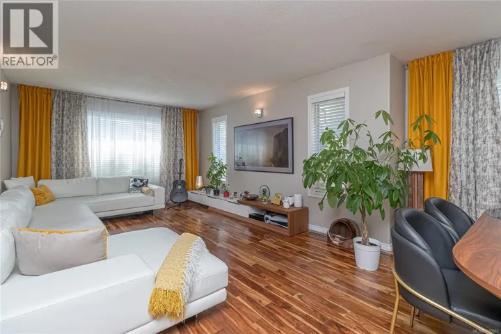 749 Marchmont Rd, Duncan, British Columbia V9L2L9