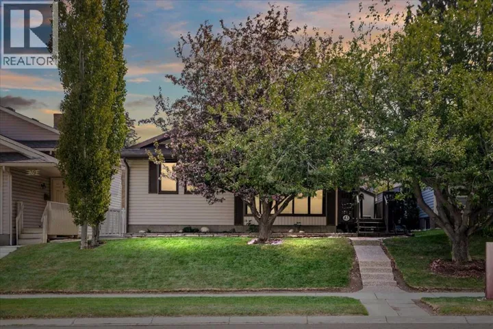 43 Scenic Acres Drive NW, Calgary, Alberta T3L1A2