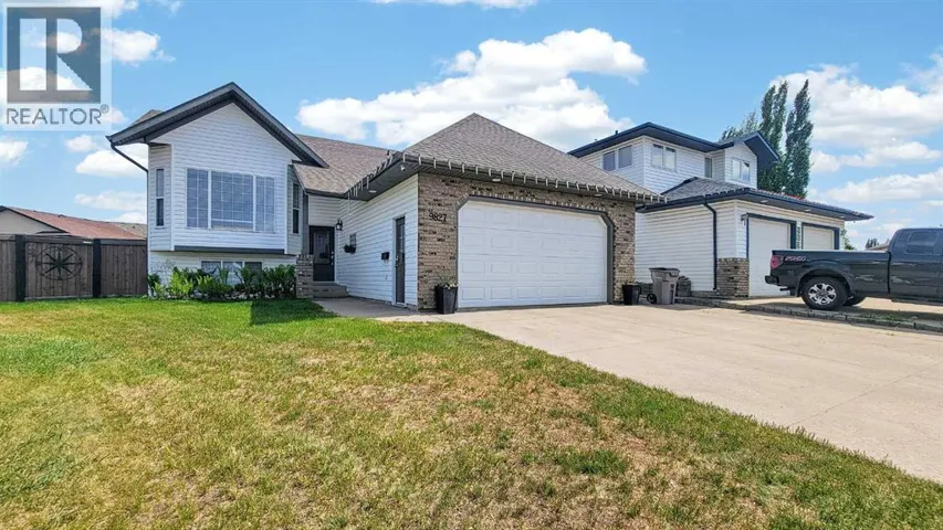 9827 67 Avenue, Grande Prairie, Alberta T8W2T3