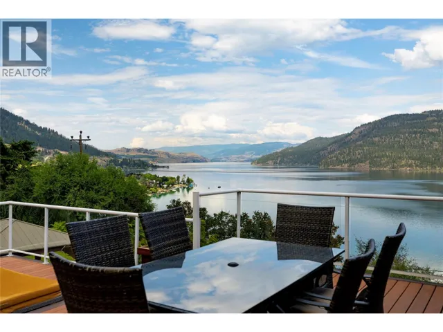 16904 Gatzke Road, Lake Country, British Columbia V4V2J1