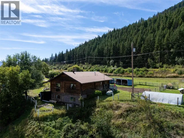 8572 YELLOWHEAD Highway S, Little Fort, British Columbia V0E2C0