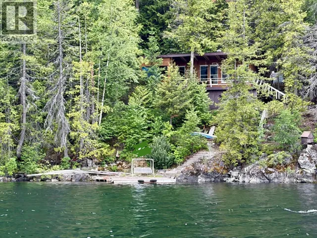 2850 Boat Access West Side, Christina Lake, British Columbia V0H1E1