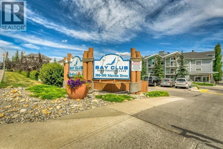 201, 390 MARINA Drive, Chestermere, Alberta T1X1W6