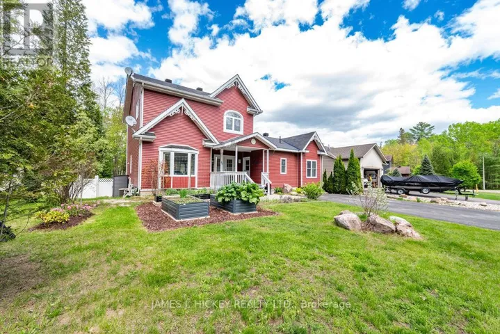 89 HILLCREST AVENUE, Deep River, Ontario K0J1P0