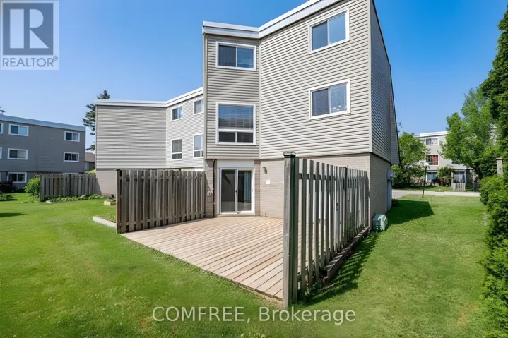 26 - 60 ELMSDALE DRIVE, Kitchener, Ontario N2E2G4