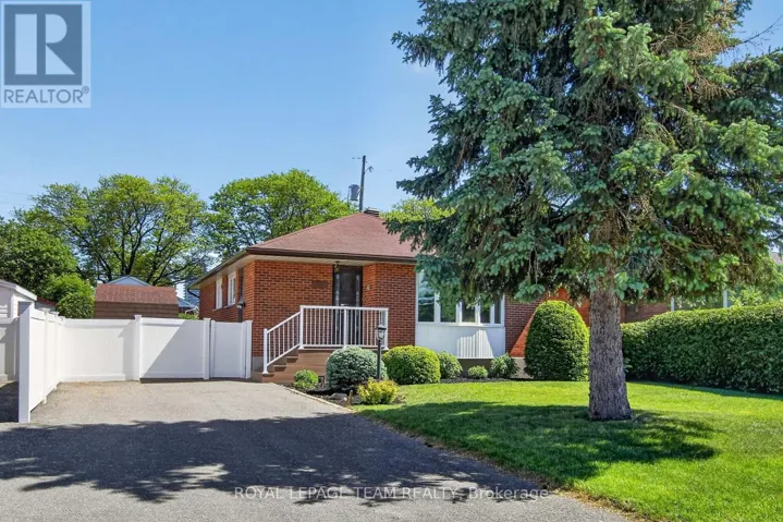 2390 CHESHIRE ROAD, Ottawa, Ontario K2C1G3