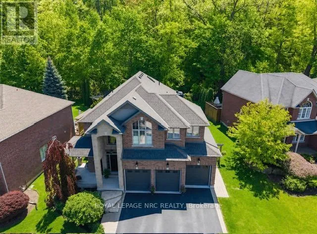 27 BELL AVENUE, Grimsby (Grimsby East), Ontario L3M1B2