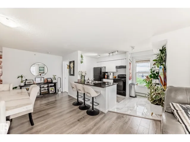 #423 18126 77 ST NW, Edmonton, Alberta T5Z0N7