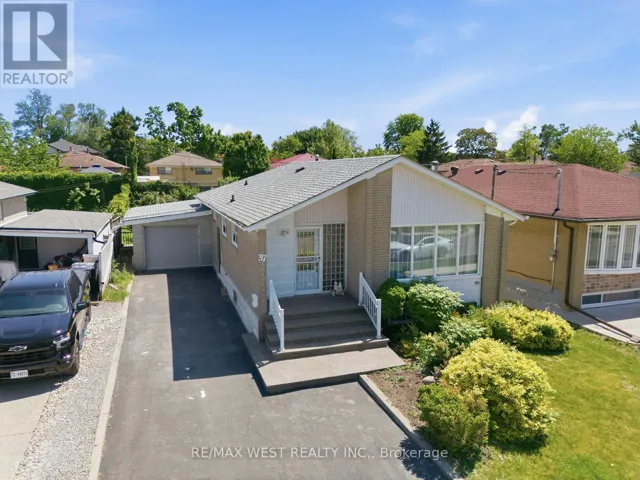 37 BEAUMONDE HEIGHTS DRIVE, Toronto (Thistletown-Beaumonde Heights), Ontario M9V1V7