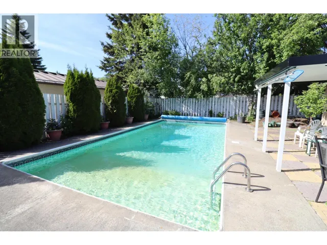 132 MCKENZIE AVENUE, Prince George, British Columbia V2L4N4