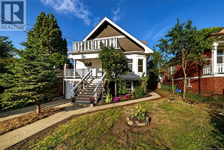3109 Glasgow St, Victoria, British Columbia V8X1L8