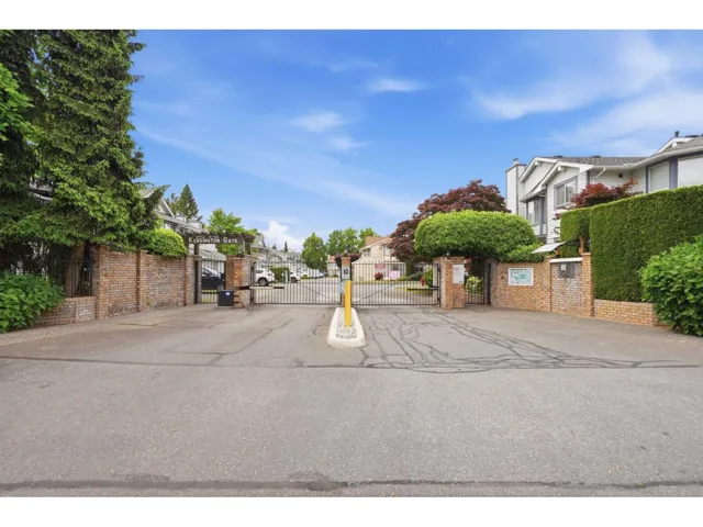 52 9279 122 STREET, Surrey, British Columbia V3V7R6