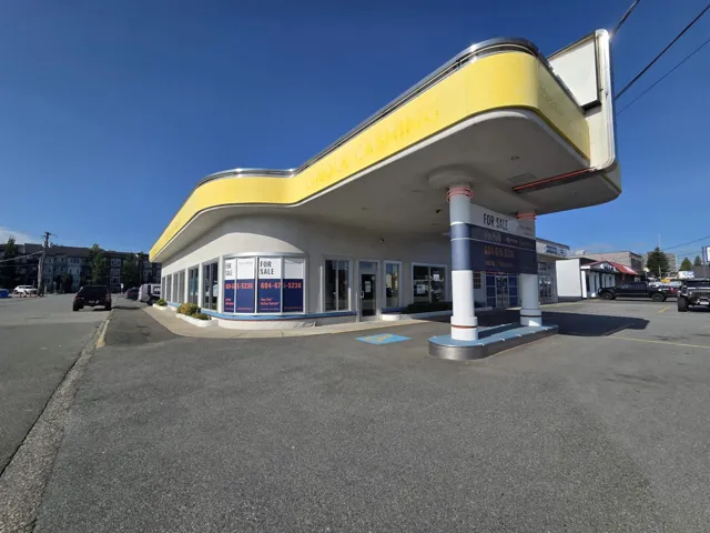 33258 SOUTH FRASER WAY, Abbotsford, British Columbia V2S2B3