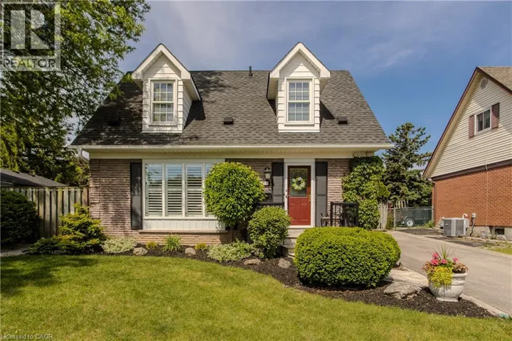1319 JANINA Boulevard, Burlington, Ontario L7P1K5