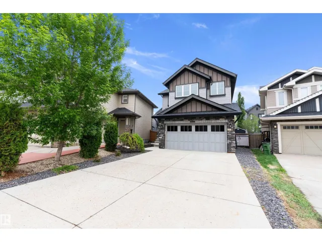 1035 158 ST SW, Edmonton, Alberta T6W2S4