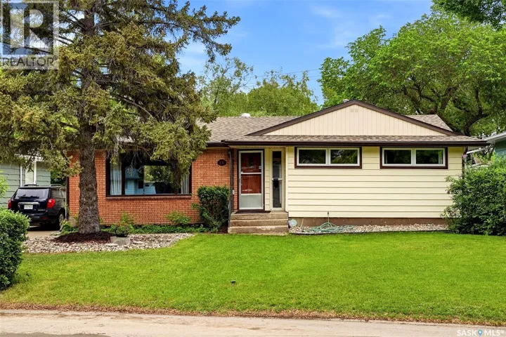 18 BOLE PLACE, Regina, Saskatchewan S4S3W7