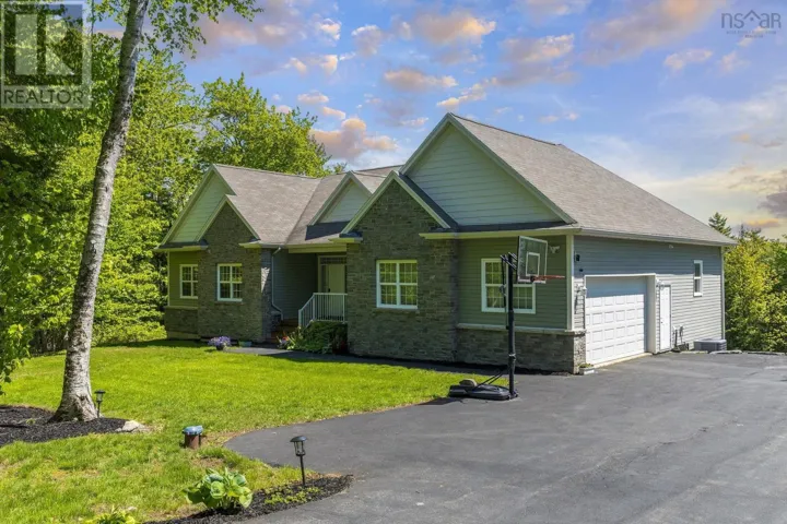 293 Aberdeen Drive, Halifax, Nova Scotia B2T0H1