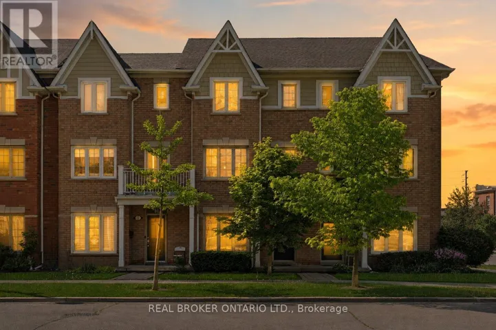 2 - 201 TENTH STREET, Toronto (New Toronto), Ontario M8V4C7