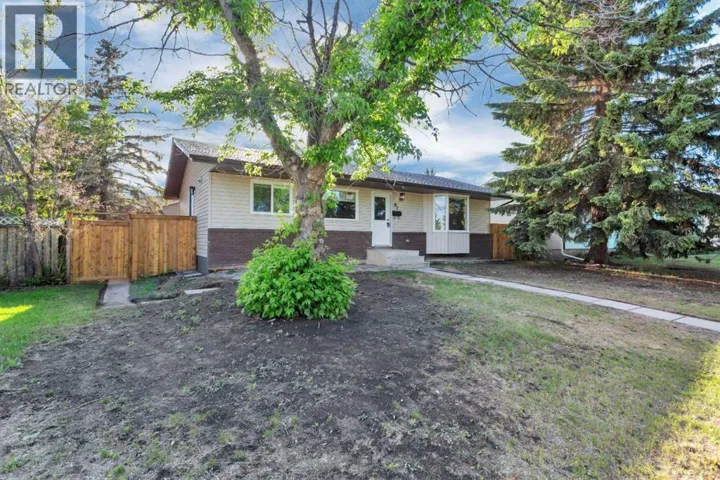 87 Norris Close, Red Deer, Alberta T4P1R2