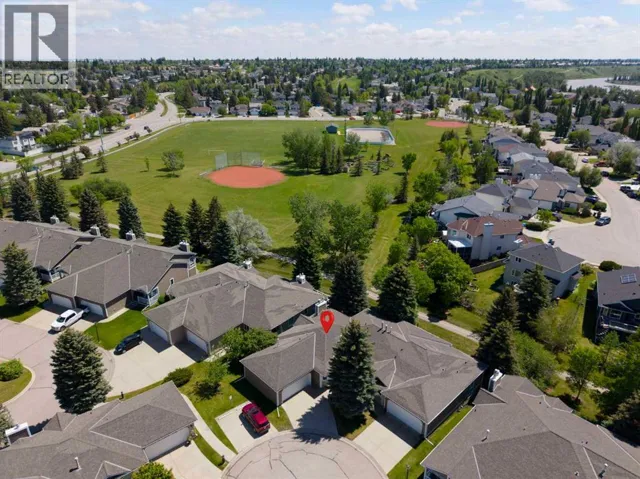 42 Douglasbank Gardens SE, Calgary, Alberta T2Z2C9