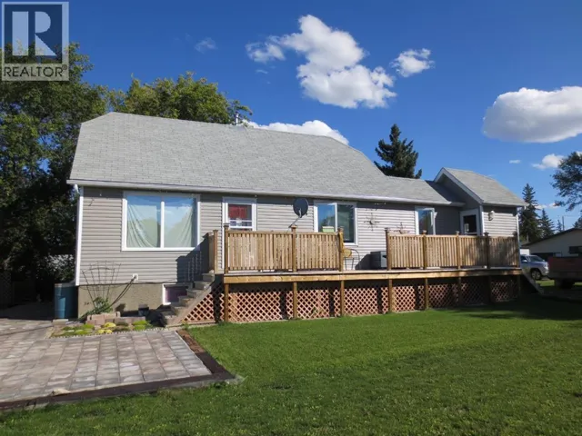 214 2nd Avenue W, Maidstone, Saskatchewan S0M1M0