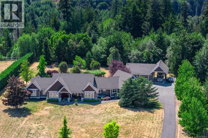 753 Rivers Edge Dr, Nanoose Bay, British Columbia V9P9L5