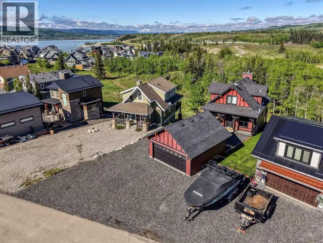 247 Cottageclub Crescent, Rural Rocky View County, Alberta T4C1B1