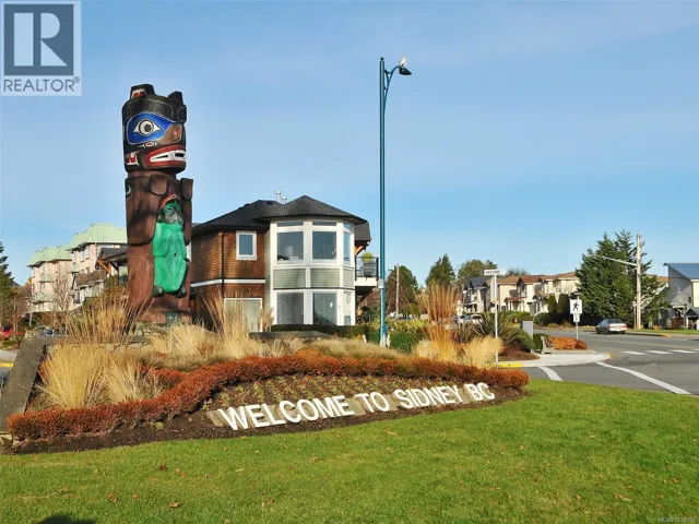201 2461 Sidney Ave, Sidney, British Columbia V8L1Y8