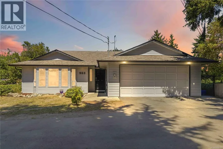 960 Dunford Ave, Langford, British Columbia V9B2S3