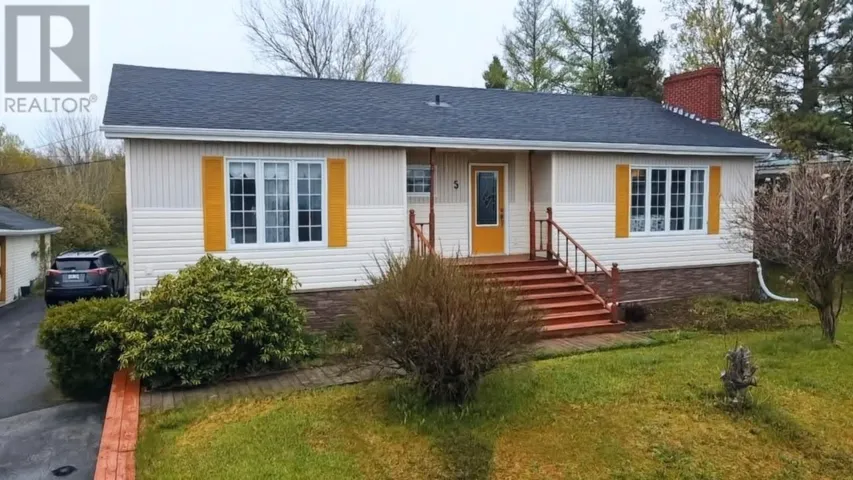 5 Station Road, Glovertown, Newfoundland & Labrador A0G2L0