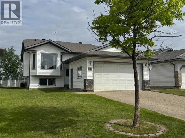 171 Pinnacle Way, Grande Prairie, Alberta T8W2S9