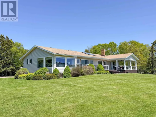 12 Lighthouse Lane, Stratford, Prince Edward Island C1B2N9