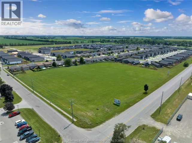 900 Park AVENUE West, Chatham, Ontario N7M0M9