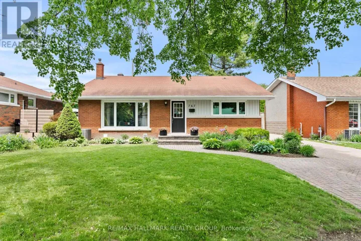 767 ADAMS AVENUE, Ottawa, Ontario K1G2Y1