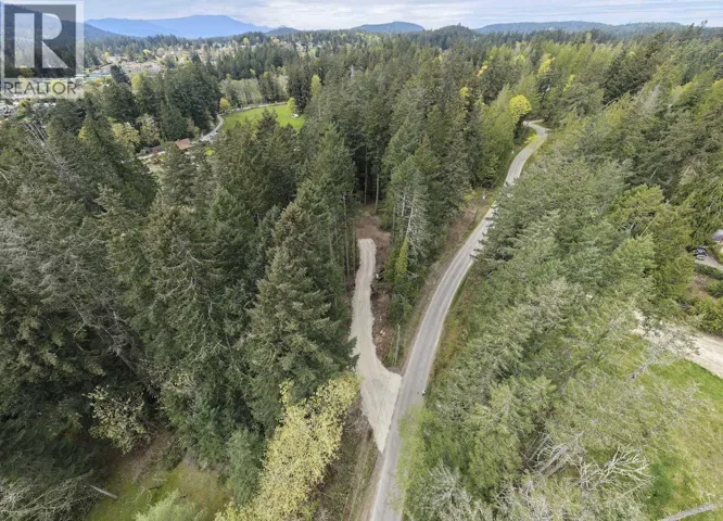 2 CHURCHILL ROAD, Salt Spring Island, British Columbia V8K2R3