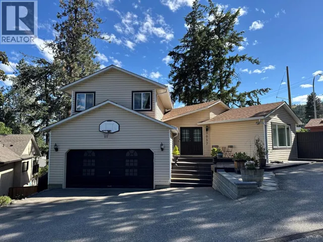 3037 Country Hills Lane, West Kelowna, British Columbia V4T1C3