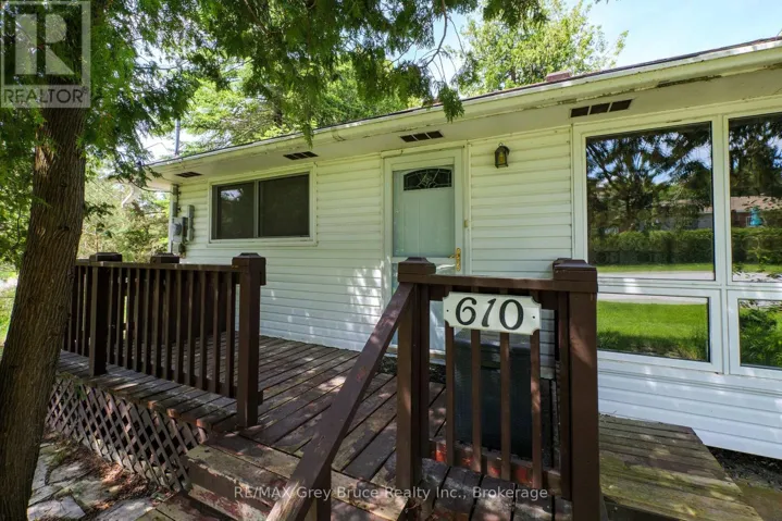 610 SECOND AVENUE S, South Bruce Peninsula, Ontario N0H2G0