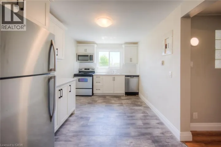 158 ERB Street E Unit# 33, Waterloo, Ontario N2J1M4