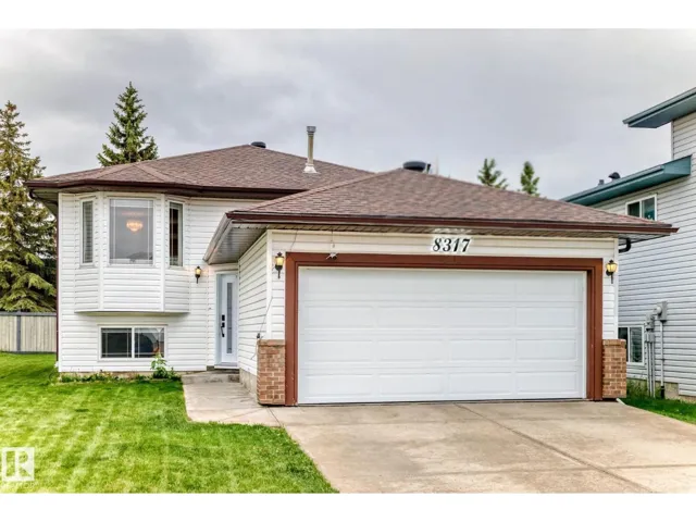 8317 160A AV NW, Edmonton, Alberta T5Z3G4