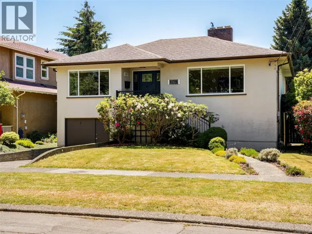 2021 Byron St, Oak Bay, British Columbia V8R1L8