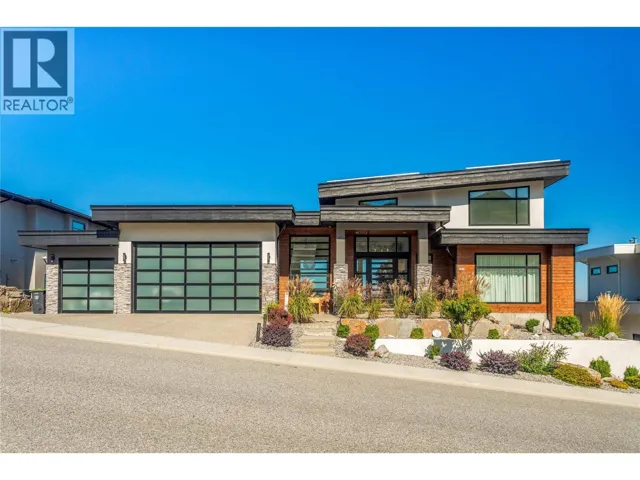 1016 CLARANCE Avenue, Kelowna, British Columbia V1W5M6