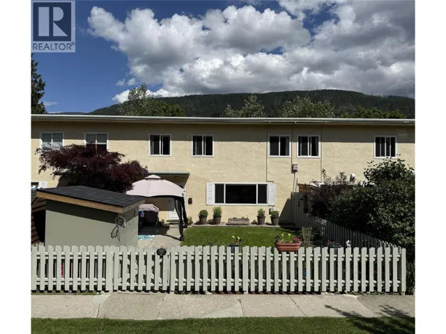 467 Richards Street W, Nelson, British Columbia V1L3K2