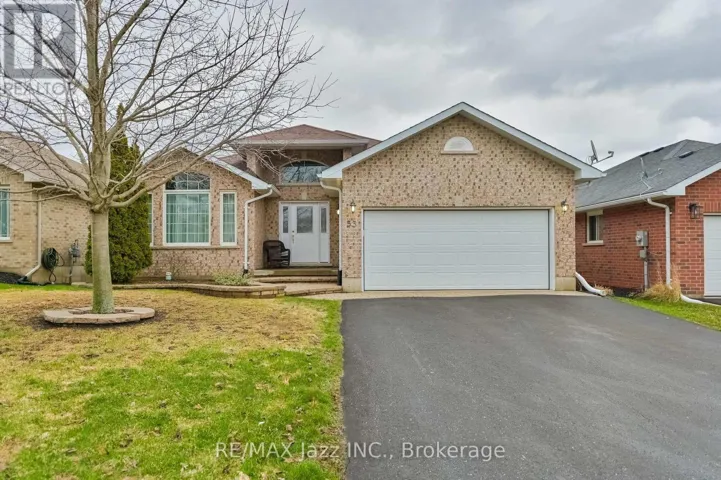 33 ASHWOOD CRESCENT, Greater Napanee (Greater Napanee), Ontario K7R3L1