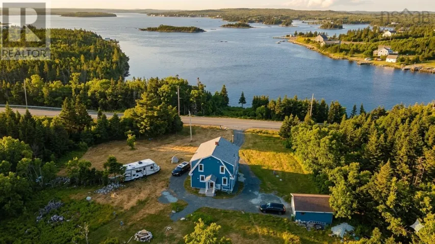 2351 Ostrea Lake Road, Ostrea Lake, Nova Scotia B0J2L0